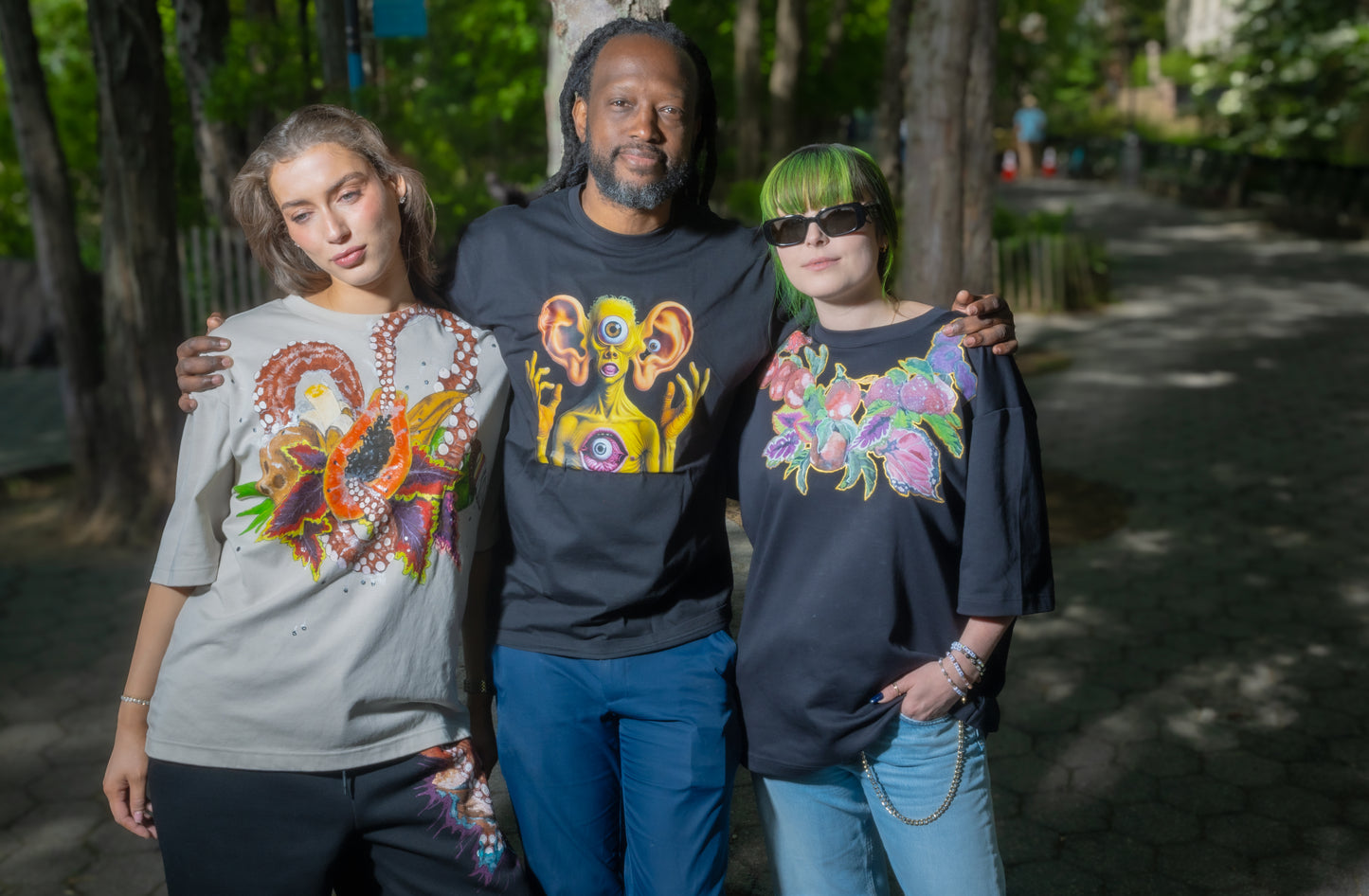 AI Mouth Ears Spit-out heavyweight tee