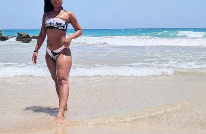 Go look at Water! Bandeau Bikini Top
